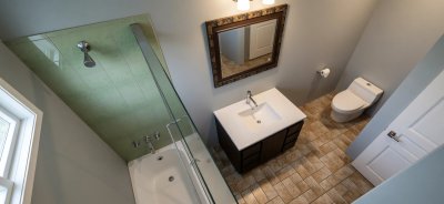 7 MASTER BATHROOM
